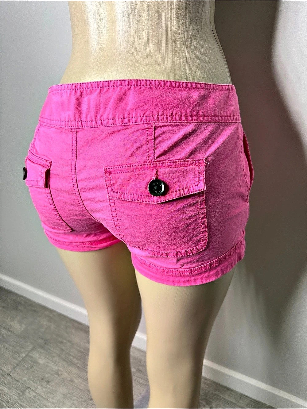 Express Pink Cargo Shorts - Picture 8 of 10